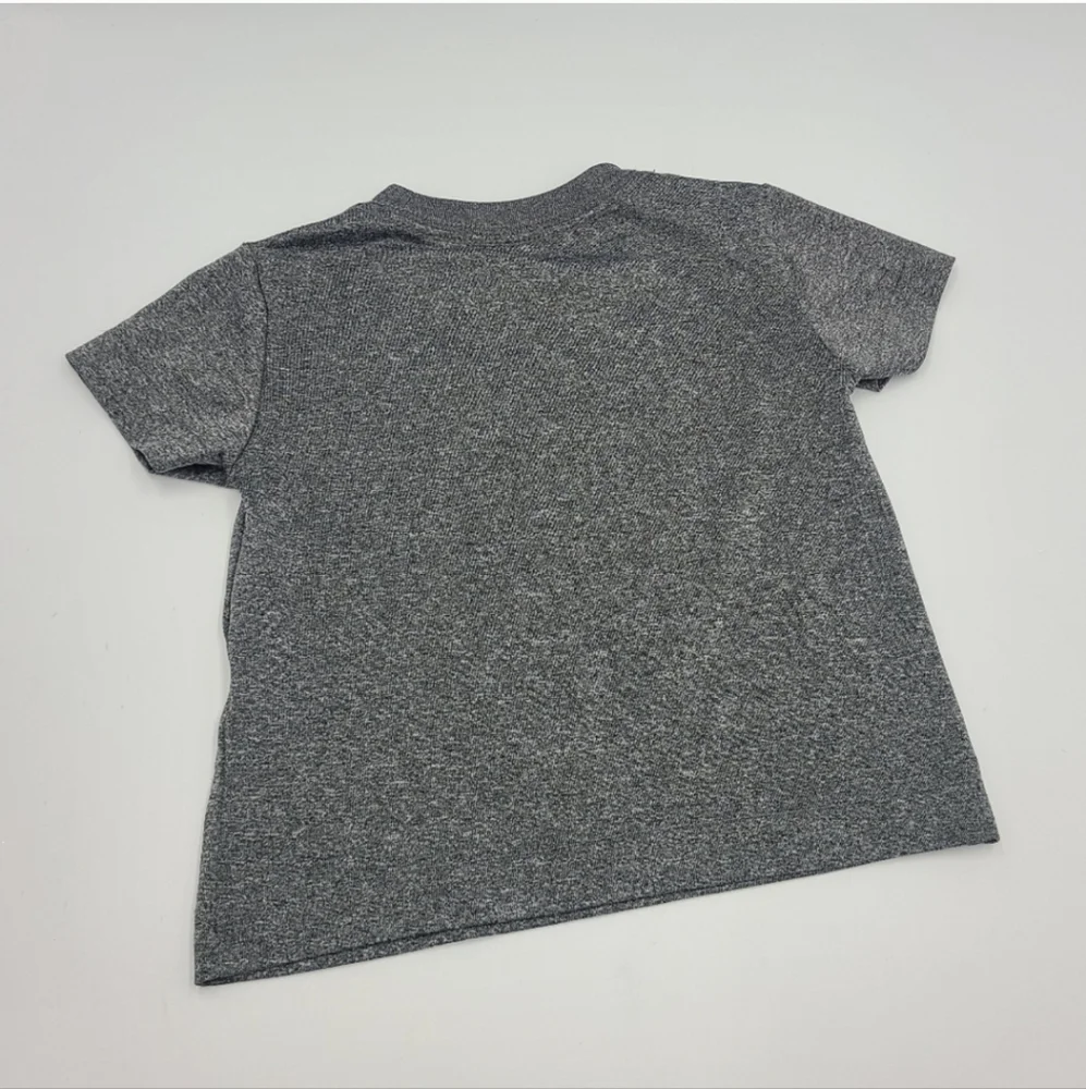 Nike boys' Dri-Fit tee and shorts set size 2T - Picture 4 of 7